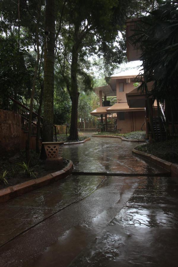 Regenta Jungle Resort Kabini Springs Begūr Екстериор снимка