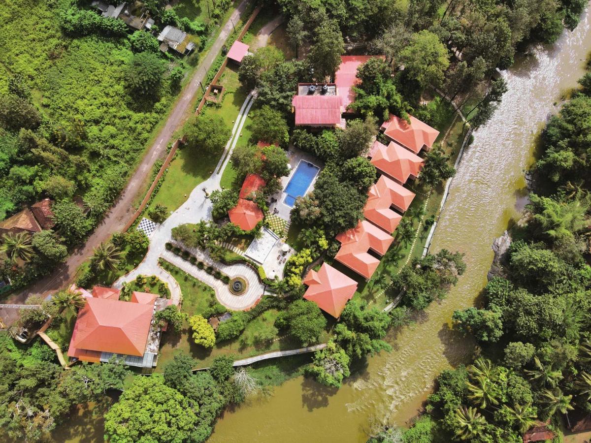 Regenta Jungle Resort Kabini Springs Begūr Екстериор снимка